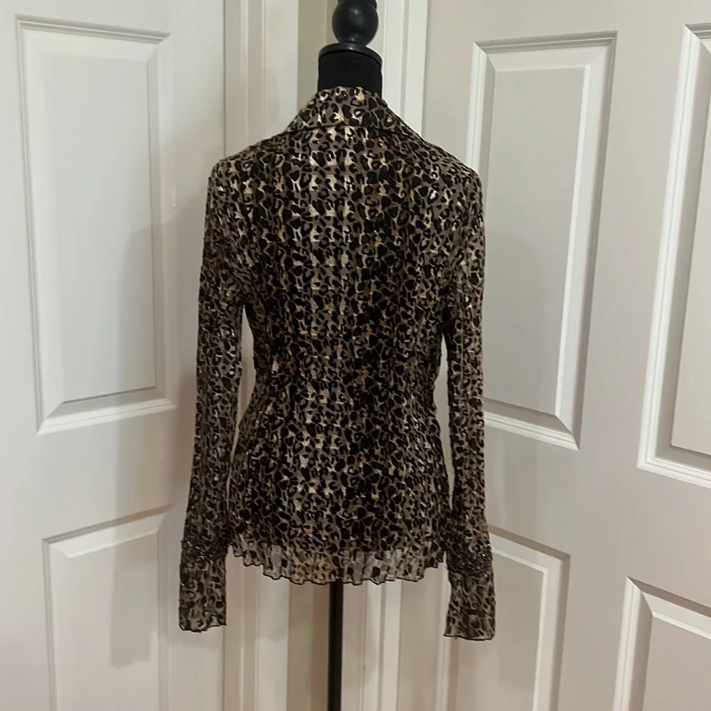 Mary L Couture, women’s, M, animal print blouse. 100% polyester. Like new! - Picture 8 of 10